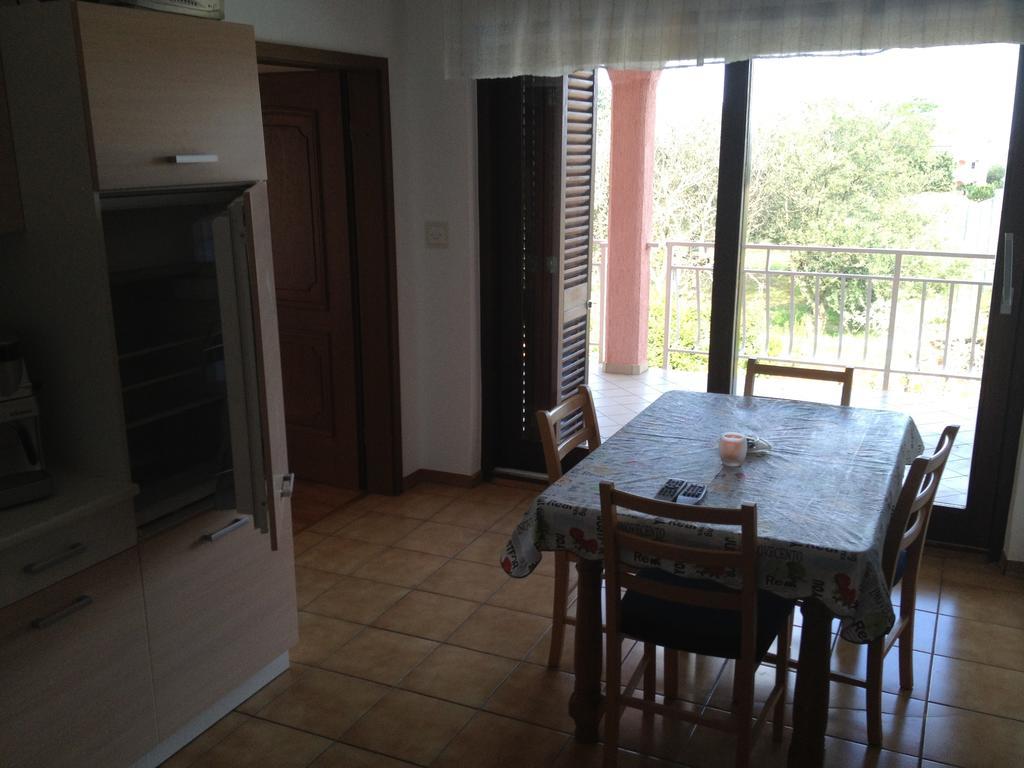 Ana Marija Apartments Πόρετς Δωμάτιο φωτογραφία